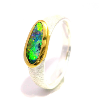 Ring Edelopal goldbelötet mit 750er Gold