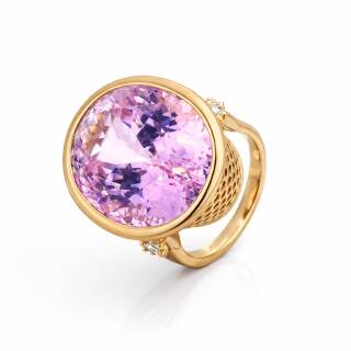 Kunzite ring, 42 carats, diamond, 14-carat gold