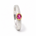 Spinel ring, partly gold-plated 5µ