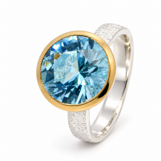 Ring with blue topaz, partly gold-plated, 5µ