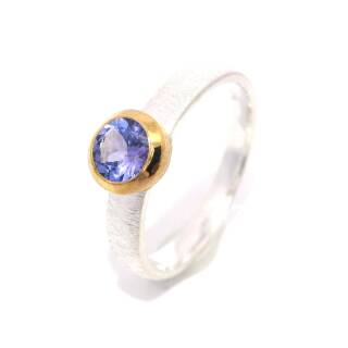 Bague tanzanite partiellement dorée 5µ